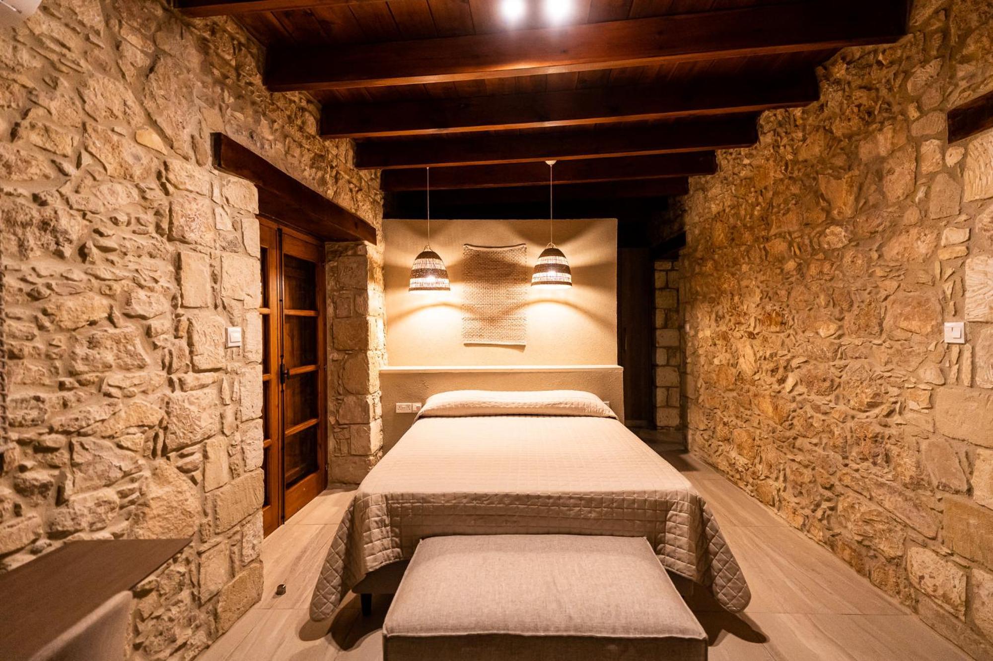 Harma Traditional Boutique Suites بافوس الغرفة الصورة