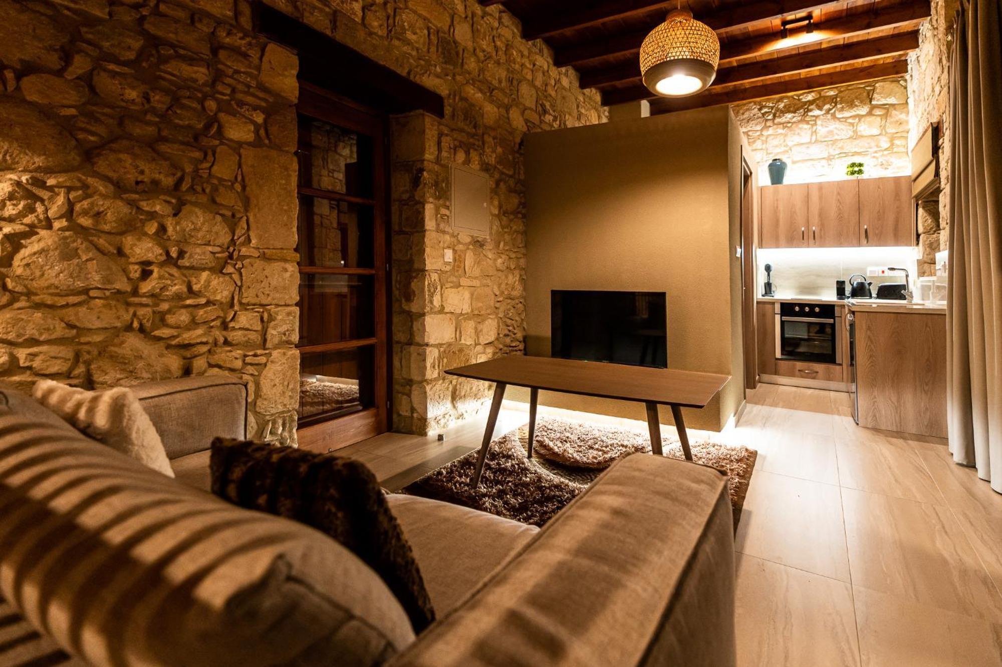 Harma Traditional Boutique Suites بافوس الغرفة الصورة