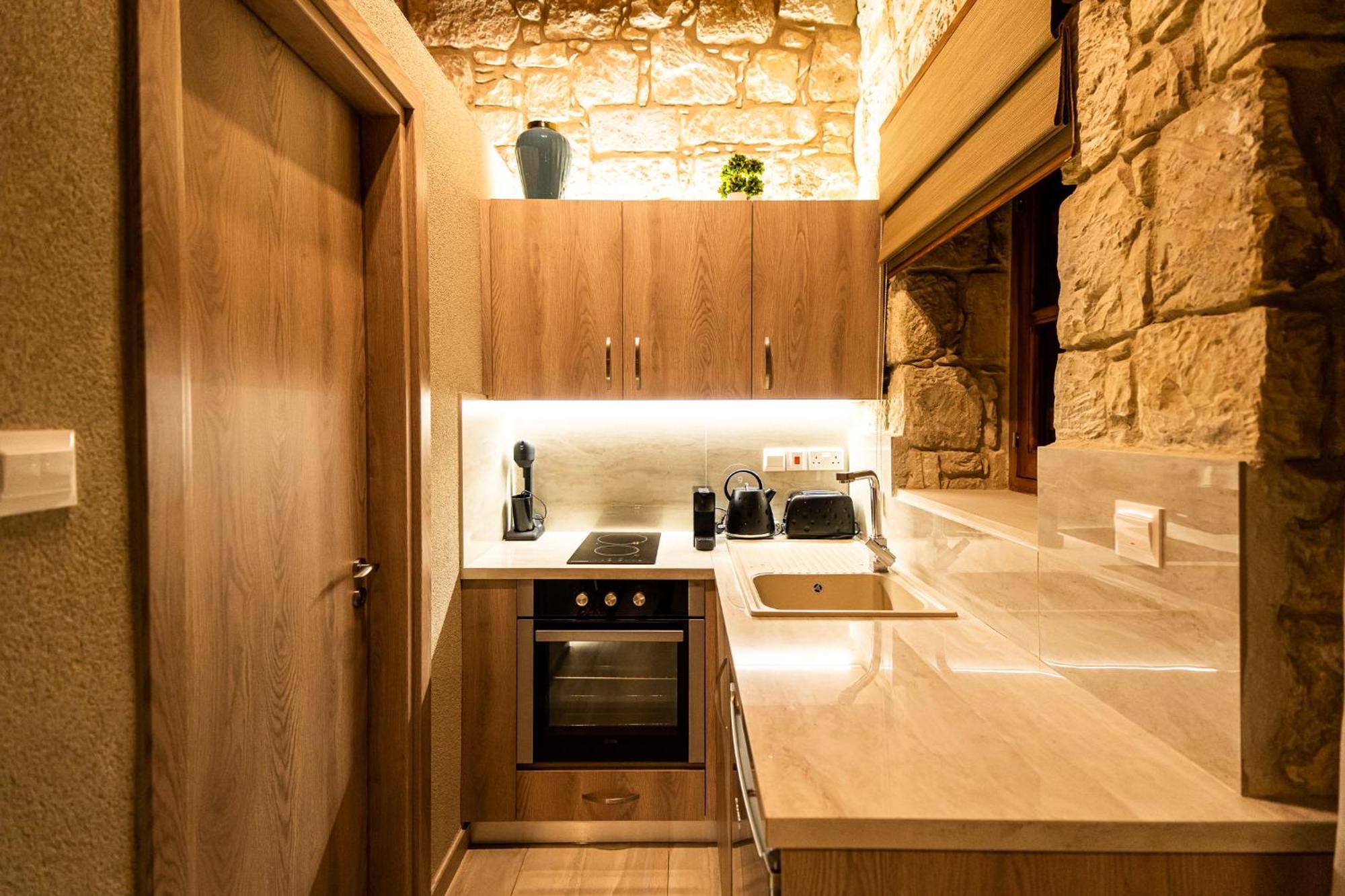 Harma Traditional Boutique Suites بافوس الغرفة الصورة